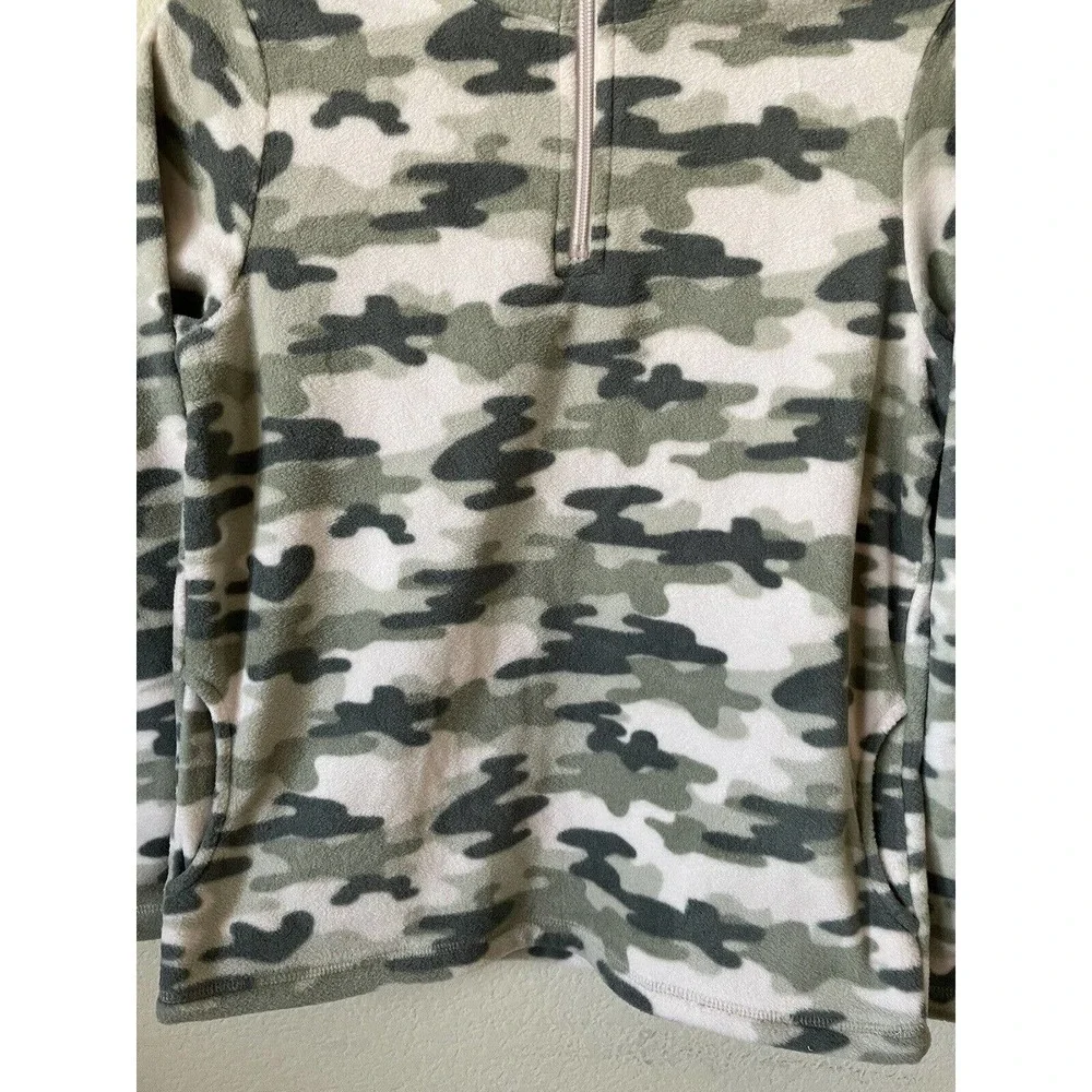 The Children’s Place Camo Long Sleeve Fleece 1/2 Zip Fleece Pullover Top Size 10